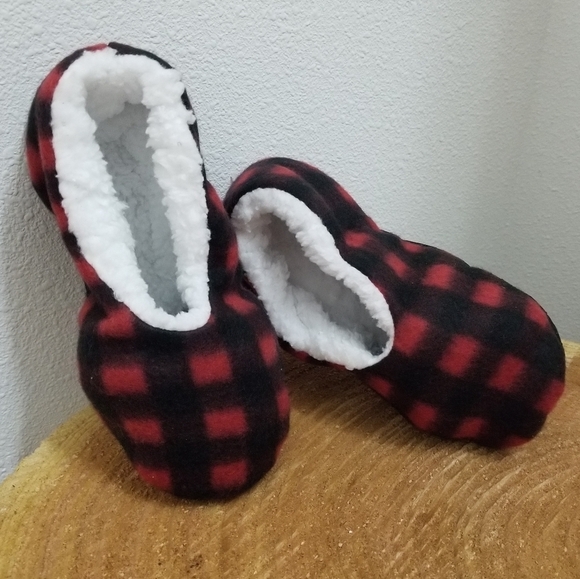 Christmas Gifts! PLUSH SLIPPER SOCKS - Picture 6 of 6